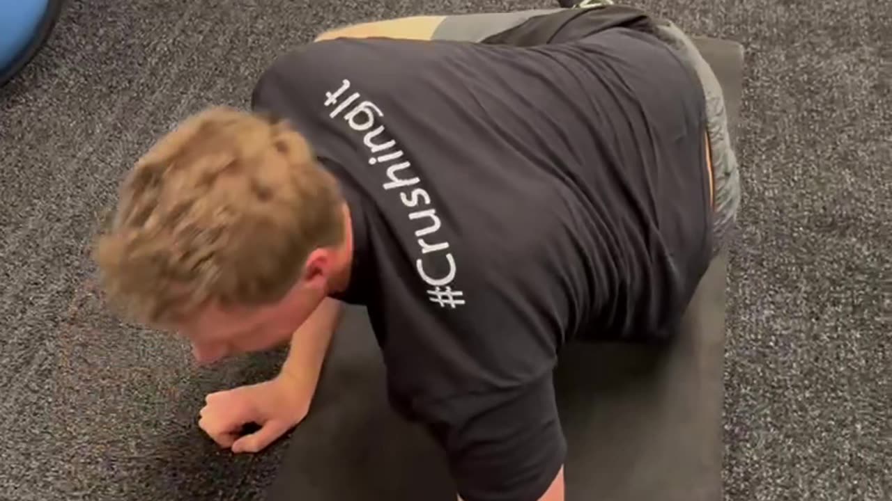 Rolling out the IT band for easier movement and less pain #workout