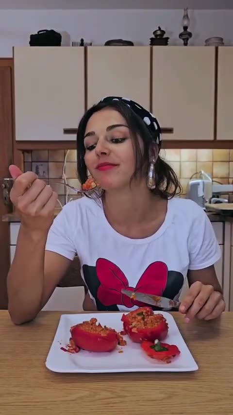 Genderträning från Österrike - Stuffed peppers 🫑🌶️ #shorts