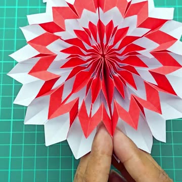 DIY Christmas Snowflakes❄️Handmade Crafts For Xmas Tree Decorations🎄