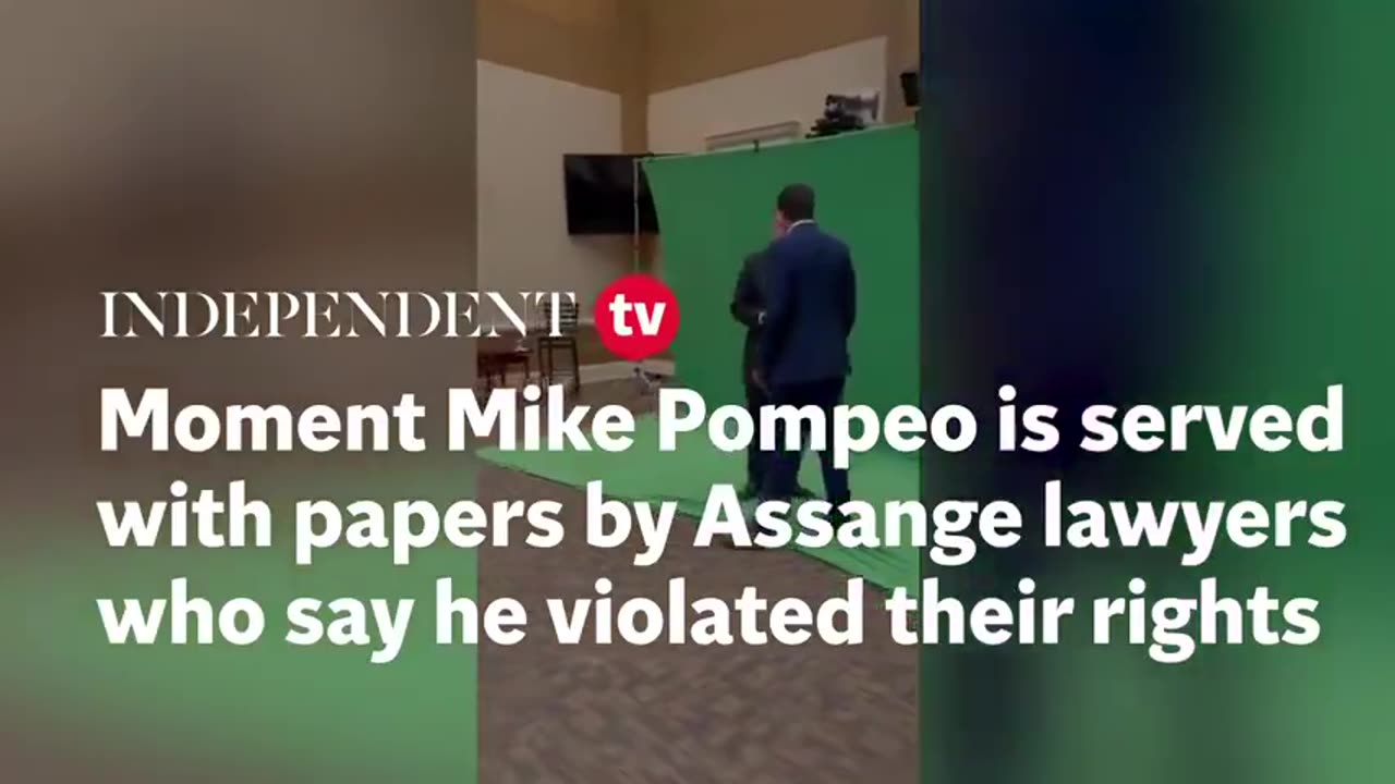 The Moment Mike Pompeo got served with papers by Assange lawyers - Nov 2022