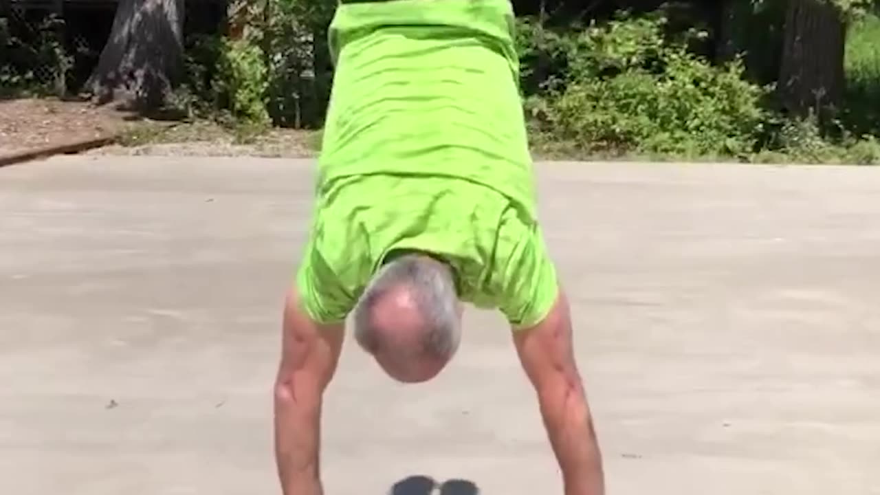 People Are Awesome - Man Freestyles Incredible Tricks On Skateboard