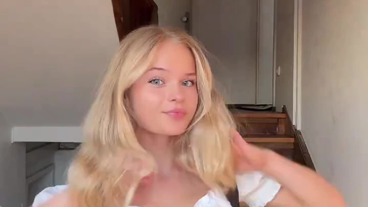 NEVER CLICK THAT CIRCLE