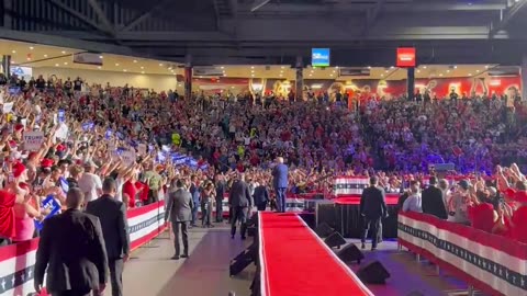 PENNSYLVANIA is going crazy for President Donald Trump !!