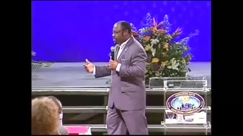 The 10 Secrets of Leadership Succession - Dr. Myles Munroe