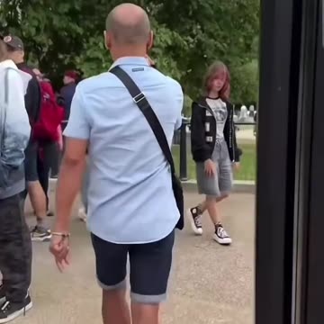 London This man got pickpocketed a while ago.