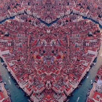 Beauty of Venice, Italy #naturalbeauty