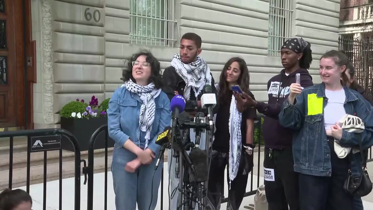 Reporters Grill Gaza Protest Spox Refusing To Give Her Name: What Are Your Pronouns? Knicks? Nets?