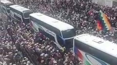 GUERREROS CHANKAS VIAJANDO A LIMA PERU A PROTESTAR