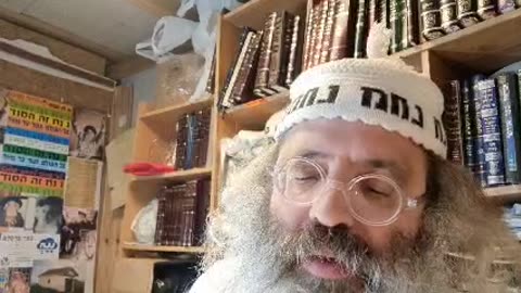 וב"ה סברי לה כרבי יוסי דאמר בגמר דבריו אדם נתפס והאי נדר ופתחו עמו הוא - שיר נ נח מסכת נזיר דף ט