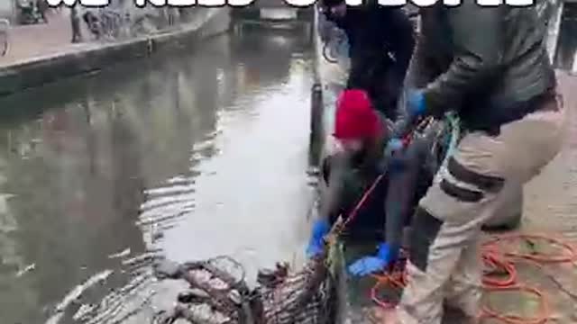 Sensasional magnet fishing