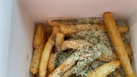 BonChon NEW Korean Fried Chicken Strips Review!!!