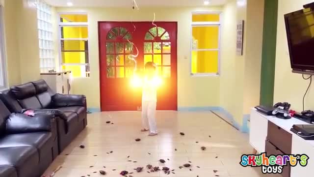 GIANT COCKROACH Attack!! "Skyheart Toys" big insects for kids ipis ant таракан