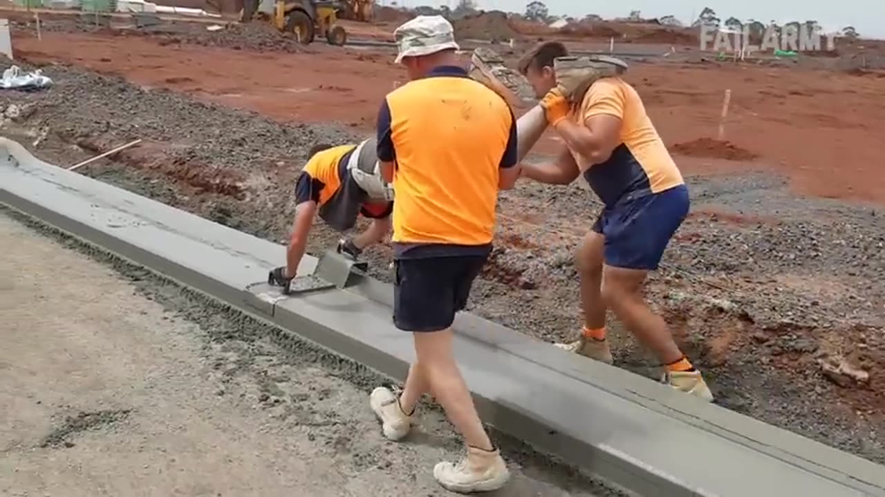 Total Idiots at Work! Funny Job Fails