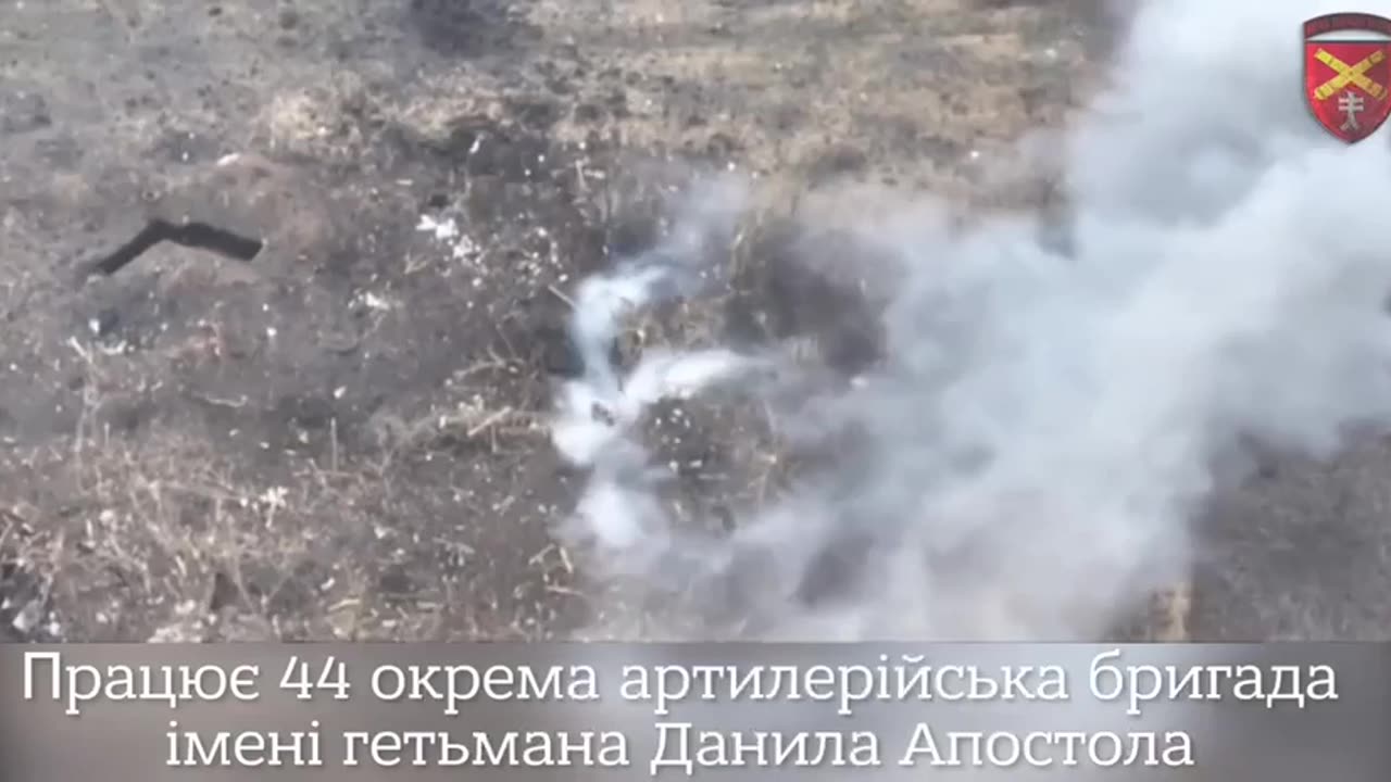 Ukrainian Shell Lands in the Middle of Russian Trenches