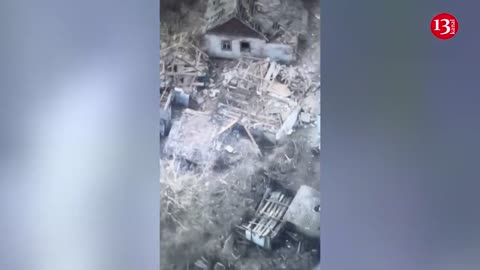 Ukrainian fighters with the support of the tank attacked the settlement where the Russians located