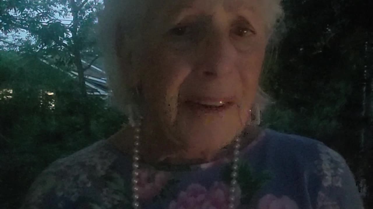 Summerville LoLo gift May 2024