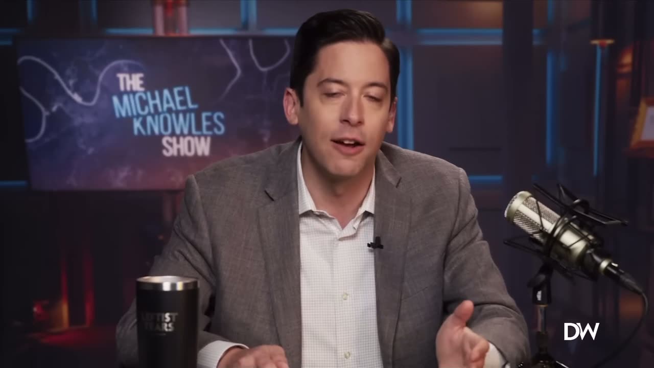 Michael Knowles on AOC / Alexandria Ocasio-Cortez knows nothing about the constitution or our laws