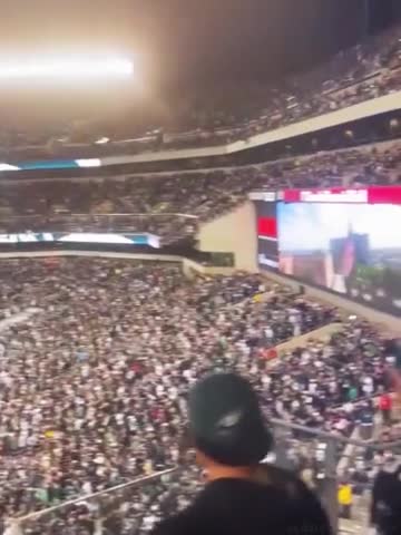 A WARM, PHILLY WELCOME!!!😂😂😂