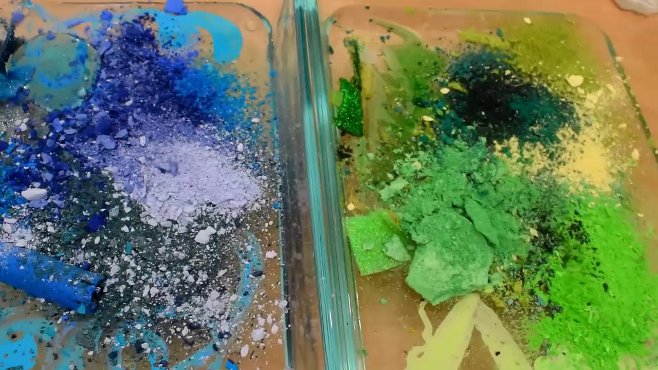 Blue and green eyeshadow slime asmr