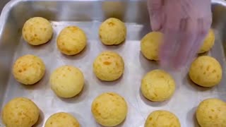 Pão de queijo rápido e fácil de fazer