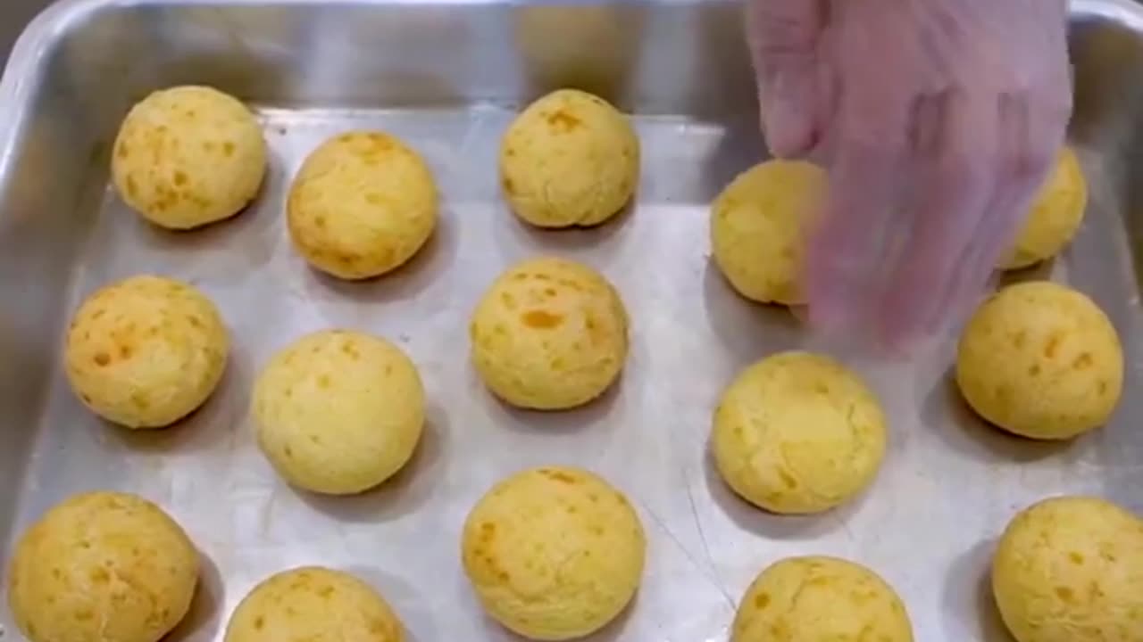 Pão de queijo rápido e fácil de fazer