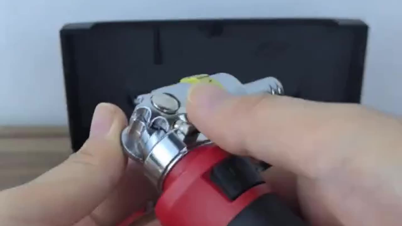 Magnetic Screwdriver Set with Adjustable Height