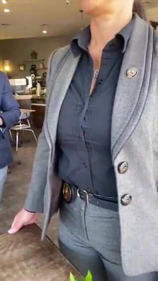 How many people knew Lina Hidalgo worked for Internews in SE Asia?