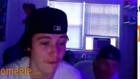 DROPPING PHONE OFF BRIDGE on OMEGLE!