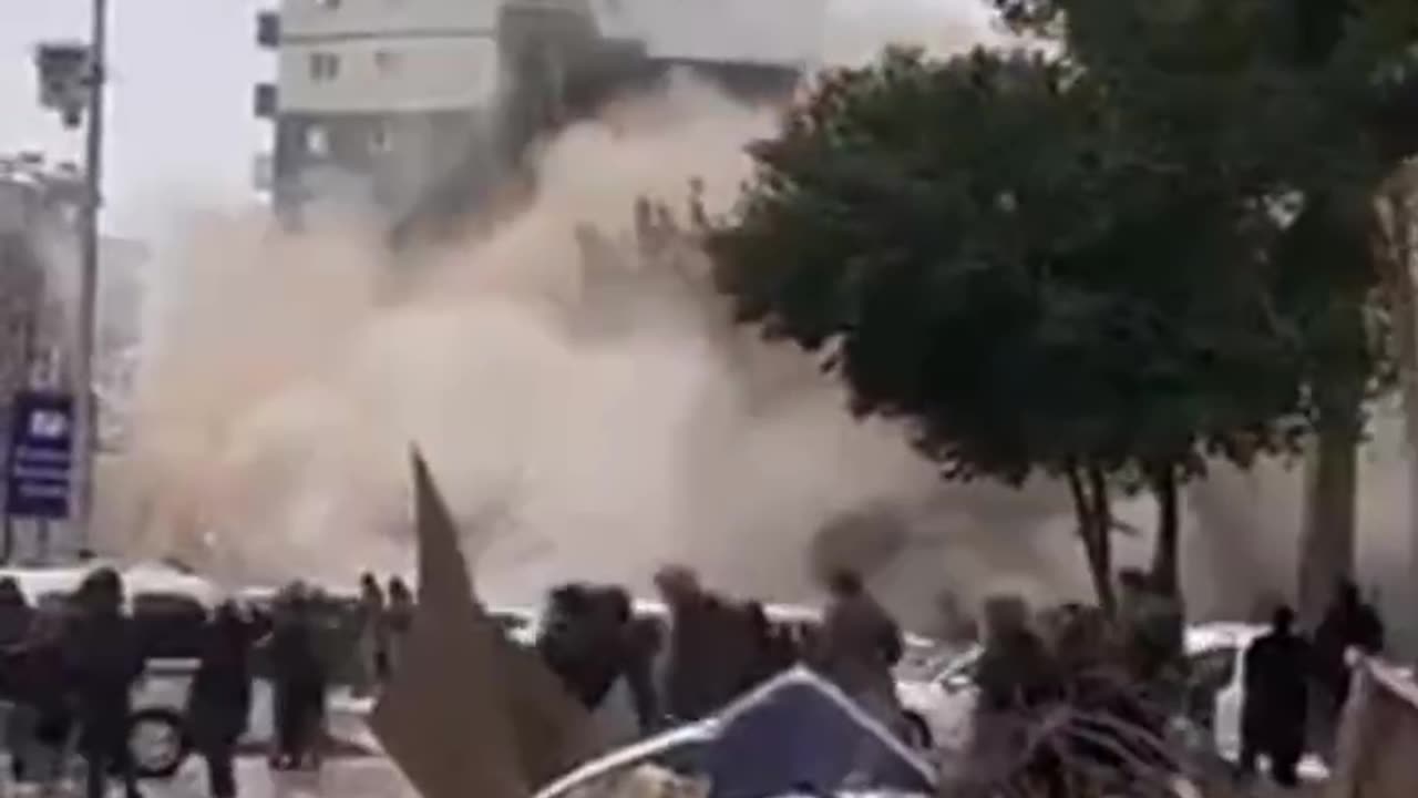 Earthquake footage from Turkey.