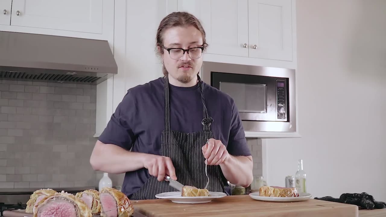 The 10 Dollar Beef Wellington | But Cheaper