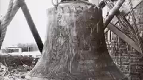 LISTEN TO THIS BELL WITH THE VOLUME UP.