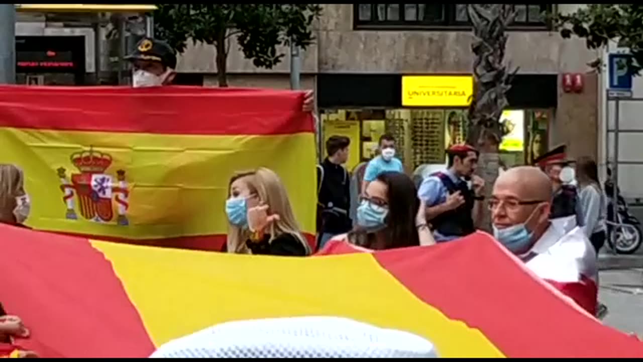 Los catalanes luchan para que "desaparezca" el Gobierno comunista de España