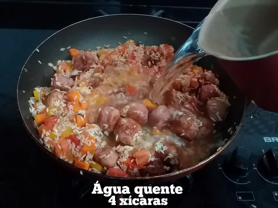 Arroz com linguiça