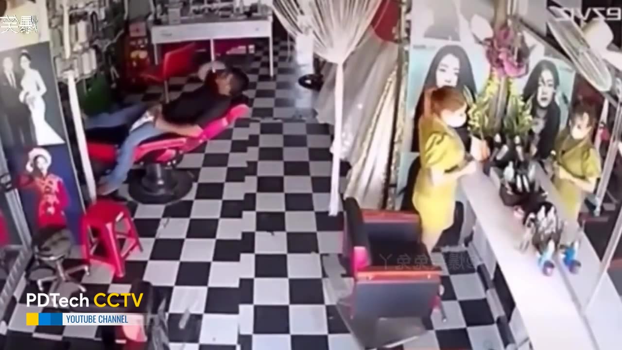 Hahaha! Nonton Video Lucu Ini !!, Bersiaplah Ketawa Ngakak | Funny Videos | Rekaman CCTV