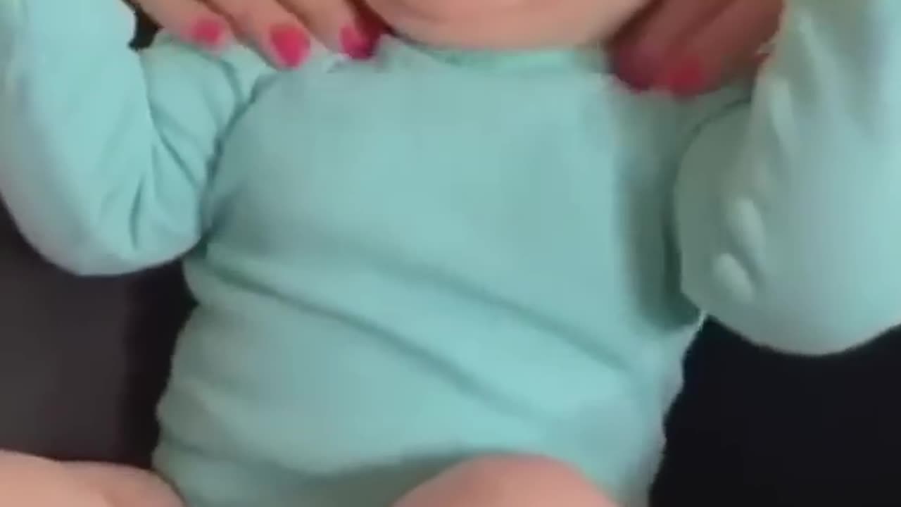 CUTE BABY LAUGH