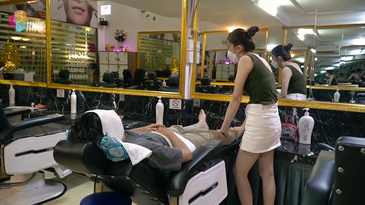 Her's head massage is always refreshing I will remember it forever