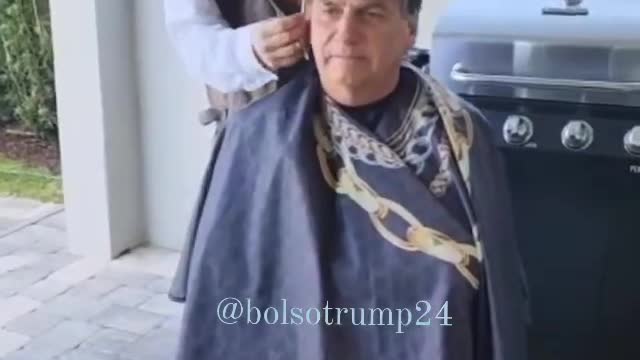 Pastor corta cabelo de bolsonaro diz vai ficar igual a Neymar