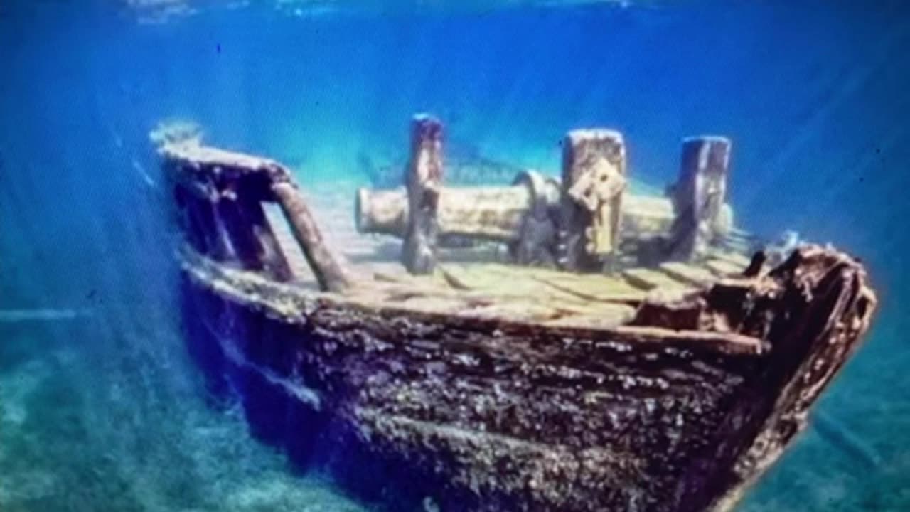 Submechanophobia images with minecraft cave sounds