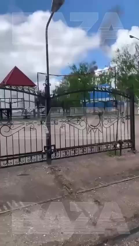 ⚡️Drones attacked the Salavatnefteorgsintez enterprise in Bashkiria. A fire