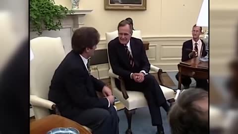 George H.W. Bush e priti nga dera e madhe në Shtëpinë e Bardhë Sali Berishën ...