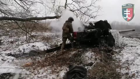 WAR IN UKRAINE: Ukrainian Marines Hit Russian Positions With Rapira MT-12 Anti-Tank Gun