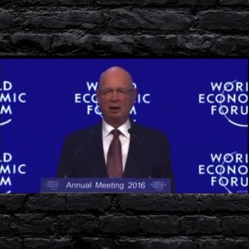 Klauss Schwab | The Holding Out of the Middle Class