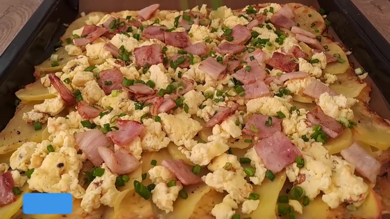 5 potatoes and eggs. Incredible! All neighbors will be asking for this recipe.