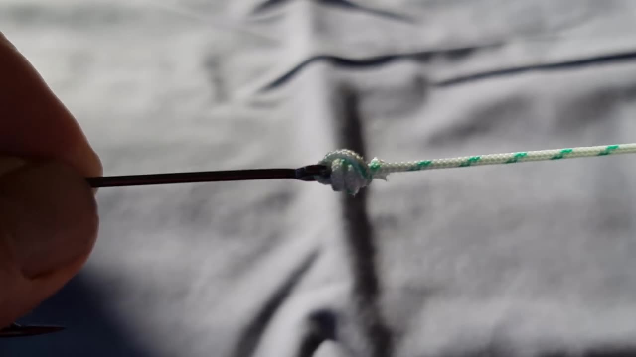 World's easiest #fishing knot