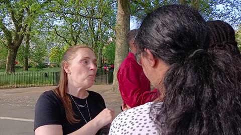 Confronting a transgender who been given over to a debased mind #speakerscorner