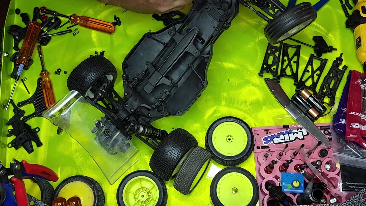 Unmodding a Team Durango DEX210 RTR EP3