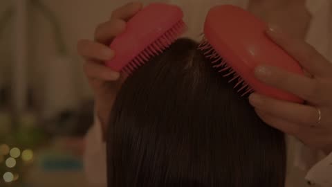 [ASMR+BGM🎶] Gently Hair Brushing with Tangle Teezer | Dark Light | No Talking