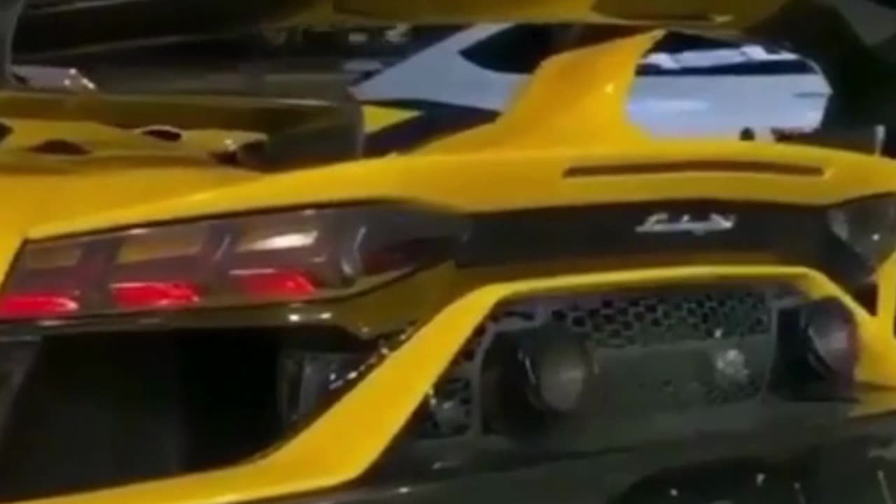 #lamborghini##lamborghinifirebreathing#lamborghinisounds#lamborghiniexhaust#lamborghinitwinturbo#