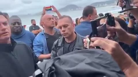 BOLSONARO NO FIM DE SEMANA COM FERIADÃO EM GUARUJÁ!