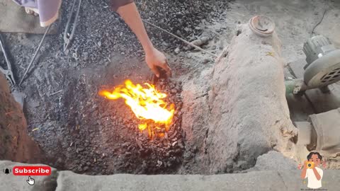 Forging A Traditional Knife From Scrap Metal